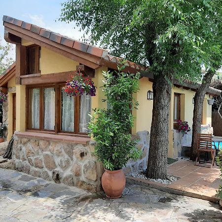 Acogedora Casa Rural En La Sierra De Madrid Mataelpino Eksteriør bilde